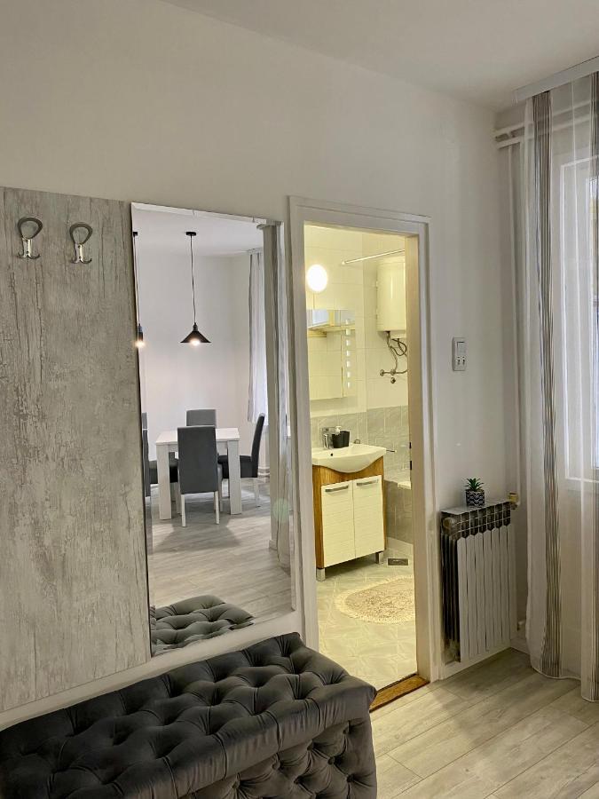 Grand Royal Apartment เบลเกรด ภายนอก รูปภาพ