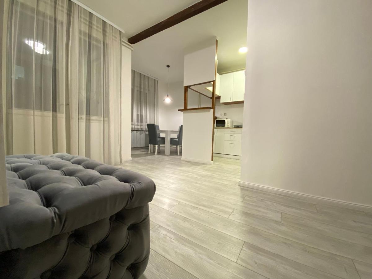 Grand Royal Apartment เบลเกรด ภายนอก รูปภาพ